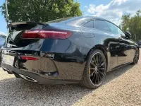 Gebraucht Mercedes E300 AMG 258 PS (189 kW) 2021 Schwarz Coupé