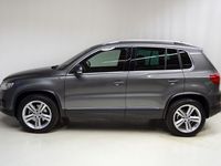 Gebraucht VW Tiguan LOUNGE 150 PS (110 kW) 2016 Grau metallic SUV