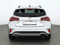Używany Ford Focus Active 125 KM (91 kW) 2023 Srebrny Sedan/Limuzyna