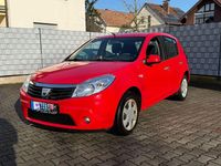 Gebraucht Dacia Sandero Lauréate 87 PS (63 kW) 2010 Rot Limousine
