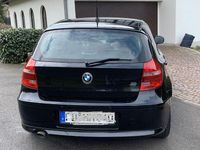 Gebraucht BMW 118 143 PS (105 kW) 2010 Schwarz Kleinwagen