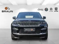 Gebraucht Jeep Grand Cherokee Summit 381 PS (280 kW) 2023 Diamond black SUV
