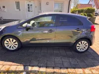 Gebraucht Kia Rio 86 PS (63 kW) 2014 Grau Limousine