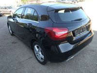 Gebraucht Mercedes A160 Urban 102 PS (75 kW) 2016 Schwarz Limousine