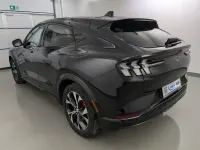 Gebraucht Ford Mustang Mach-E Premium 220 kW (300 PS) 2024 Schwarz (metallic) SUV