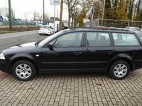 Gebraucht VW Passat Basis 101 PS (74 kW) 2001 Black magic perleffekt Kombi