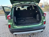 Usado Ford Kuga 242 HP (177 kW) 2024 Verde SUV