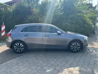 Gebraucht Mercedes A180 136 PS (100 kW) 2021 Grau Limousine