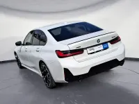 Gebraucht BMW 330 M Sport 245 PS (180 kW) 2025 Weiß Limousine