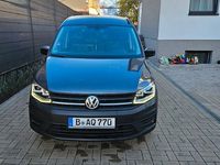 Gebraucht VW Caddy 131 PS (96 kW) 2019 Grau Van / Kleinbus