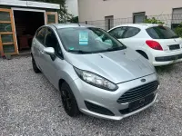 Gebraucht Ford Fiesta 95 PS (69 kW) 2013 Silber Kleinwagen