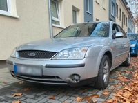 Gebraucht Ford Mondeo Ghia 170 PS (125 kW) 2002 Grau Limousine