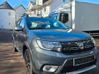 Gebraucht Dacia Sandero Stepway 90 PS (66 kW) 2017 Grau Limousine