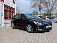 Gebraucht Hyundai i30 Select 101 PS (74 kW) 2018 Schwarz Limousine