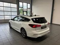 Gebraucht Ford Focus ST-Line 120 PS (88 kW) 2022 Weiß Kombi