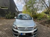 Second-hand VW Golf 105 CP (77 kW) 2006 Gri Monovolum