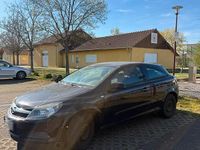 Usata Opel Astra GTC 2009 Nero Utilitaria