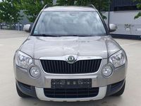 gebraucht Skoda Yeti 1.2 TSI DSG Ambition 1HD 67.951KM PDC V+H