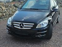 Gebraucht Mercedes B200 140 PS (102 kW) 2011 Schwarz Van / Kleinbus