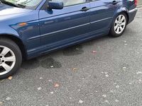 Gebraucht BMW 320 150 PS (110 kW) 2004 Blau Limousine