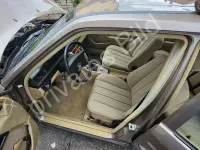 Gebraucht Mercedes E230 132 PS (97 kW) 1988 Braun Limousine