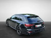 Gebraucht Audi RS4 Ambiente 450 PS (330 kW) 2024 Mythosschwarz metallic Kombi