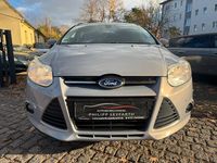 Gebraucht Ford Focus 101 PS (74 kW) 2013 Grau Kombi