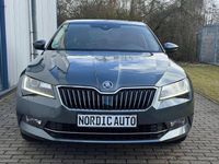 Gebraucht Skoda Superb Style 179 PS (131 kW) 2017 Grau Limousine
