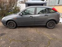 Usata Ford Focus 100 CV (73 kW) 2003 Grigio Berlina