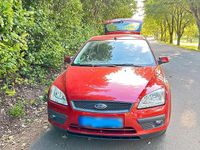 Gebraucht Ford Focus 100 PS (73 kW) 2007 Rot Kombi