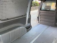 Second-hand VW Caddy 109 CP (80 kW) 2009 Argintiu Monovolum