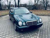 Gebraucht Mercedes E230 150 PS (110 kW) 1997 Limousine