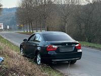 Gebraucht BMW 325 225 PS (165 kW) 2005 Schwarz Limousine