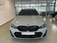 Gebraucht BMW 330 Performance 258 PS (189 kW) 2025 Grau Kombi