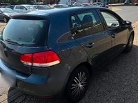 Gebraucht VW Golf VI 122 PS (89 kW) 2010 Blau Kleinwagen