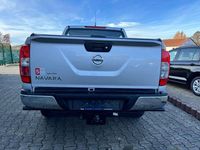 Gebraucht Nissan Navara Acenta 190 PS (139 kW) 2022 Silber Pickup
