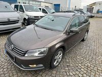 Gebraucht VW Passat Comfortline 122 PS (89 kW) 2013 Black oak brown metallic Kombi