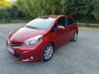 Gebraucht Toyota Yaris Edition 99 PS (72 kW) 2014 Rot Kleinwagen