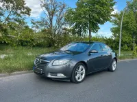 Gebraucht Opel Insignia 160 PS (117 kW) 2012 Grau Limousine