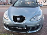 Occasion Seat Altea 102 ch (75 kW) 2004 Bleue Monospace