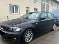 Gebraucht BMW 118 143 PS (105 kW) 2011 Schwarz Kleinwagen