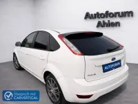 Używany Ford Focus 101 KM (74 kW) 2012 Biały Sedan/Limuzyna