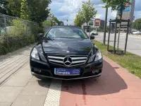 Gebraucht Mercedes E200 184 PS (135 kW) 2010 Schwarz Cabrio