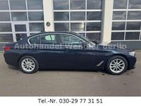 Gebraucht BMW 520 Performance 190 PS (139 kW) 2019 Imperialblau brillanteffekt me Limousine