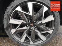 Neu Cupra Formentor VZ 333 PS (244 kW) 2025 Nevadaweiß metallic nevadaweiß metallic SUV