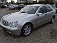 Gebraucht Mercedes C220 Classic 143 PS (105 kW) 2003 Silber Limousine