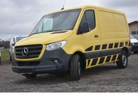 Gebraucht Mercedes Sprinter 163 PS (119 kW) 2020 Calcitgelb Van