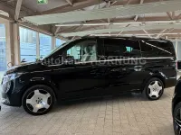 Gebraucht Mercedes V220 Avantgarde 163 PS (119 kW) 2025 Obsidianschwarz metallic Van / Kleinbus