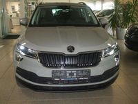 gebraucht Skoda Karoq TDI DSG 4X4 STYLE 8-fach-bereift Navi ACC Sitzheiz.