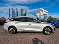 Używany Ford Focus Titanium 125 KM (91 kW) 2023 Srebrny Kombi